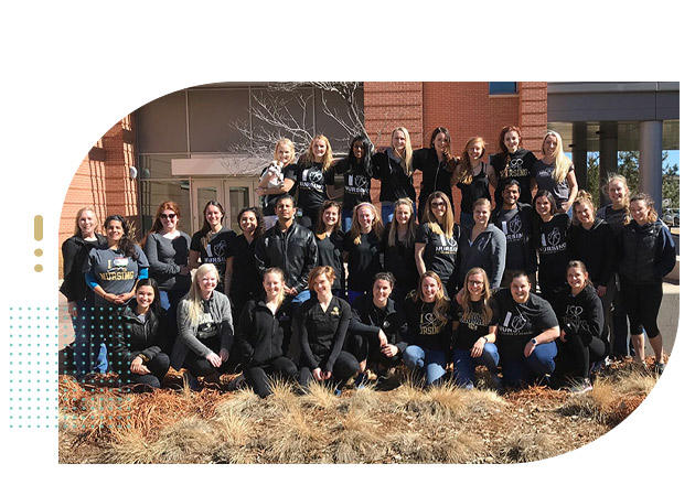 Group of diverse college students posing together